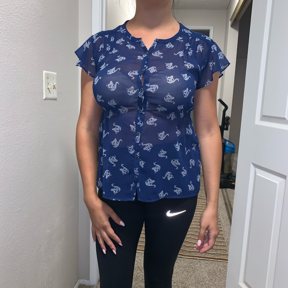 🐉Quicksilver blouse in 💙Blue✨